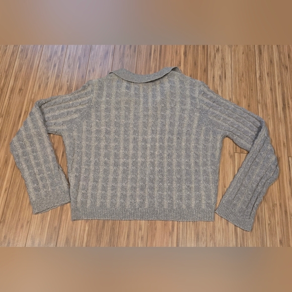 Love By Design Cable Knit Sweater - Picture 9 of 10